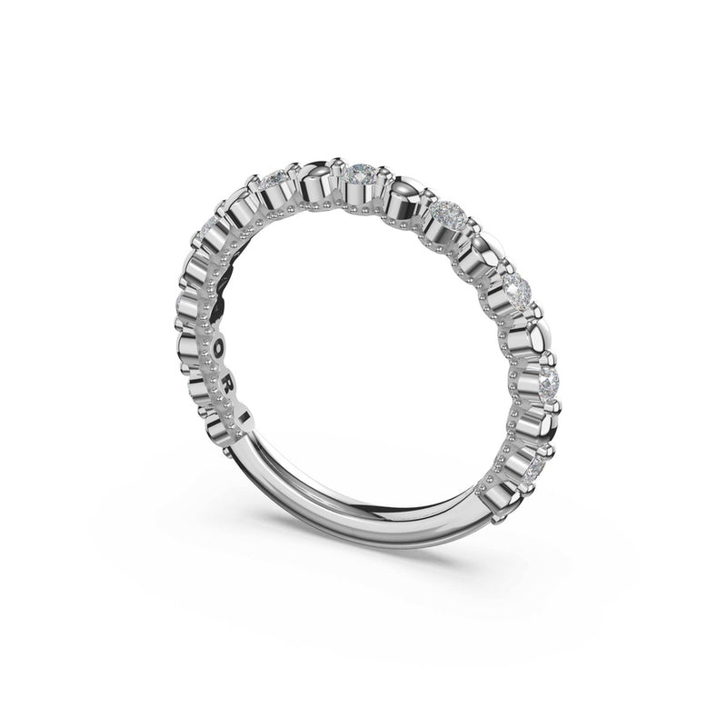 Round Pattern Band in Platinum