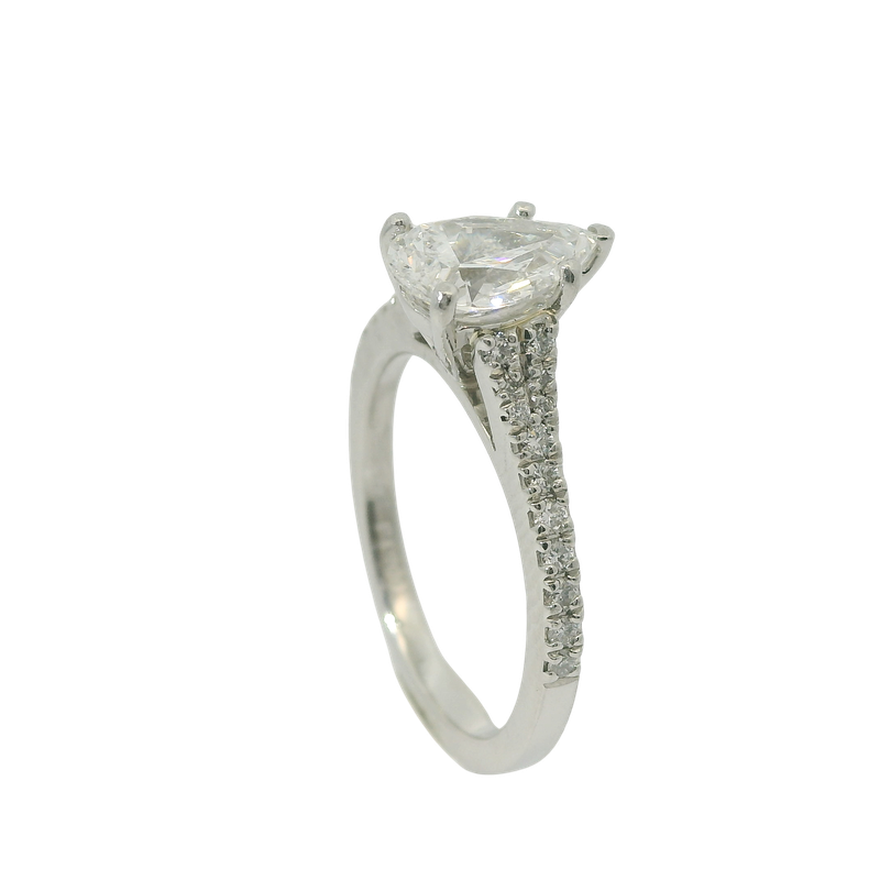 1.04CT VS1 F LAB PEAR:.16TW PLAT