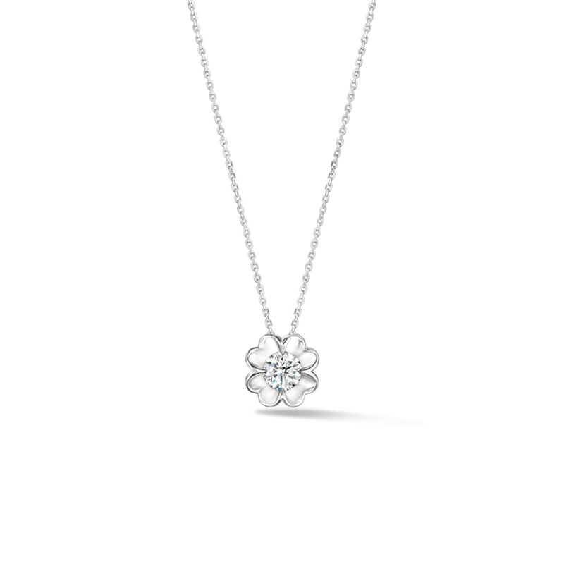 .28CTW VS/GH 18KW CLOVER PENDANT NECKLACE