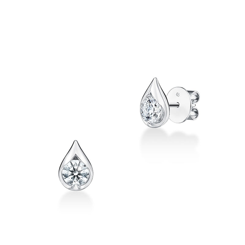 Hearts On Fire LU Droplet Studs Earrings UU2829 : 1.00 : : 18KW : IJ/VS