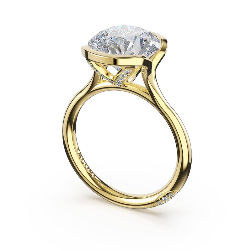 Round North/South Semi-Bezel Pavé-Prong Ring in 18kt Yellow Gold