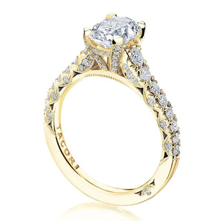 Oval Solitaire Engagement Ring