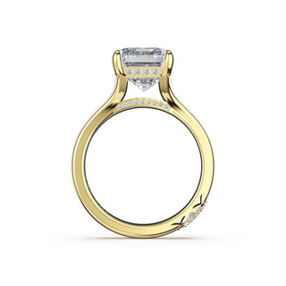 Emerald Wide Band Solitaire Engagement Ring in 14kt Yellow Gold