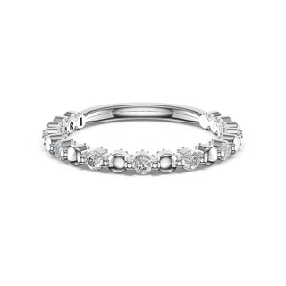 Round Pattern Band in Platinum