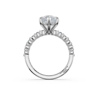 Round Pattern Pear Solitaire Engagement Ring in 18kt White Gold