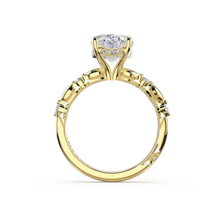 Mixed Pattern Oval Solitaire Engagement Ring in 14kt Yellow Gold