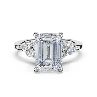 Asymmetrical Cluster Emerald Engagement Ring in 18kt White Gold