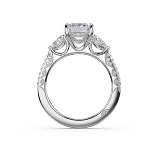 3-Stone Pear Diamond Side Emerald Engagement Ring in 18kt White Gold
