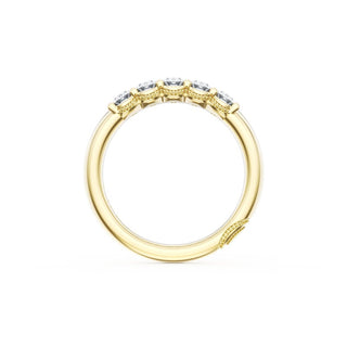 Oval Cut Diamond Eternity Band in 14kt Rose Gold