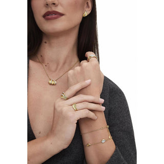 Petal Diamond Pavé Station Bracelet in 14kt Rose Gold