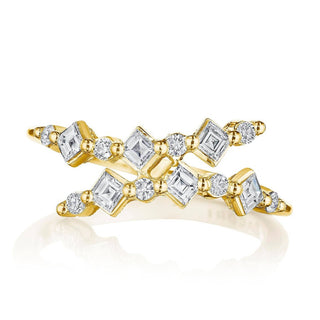 Carré and Round Diamond Ring in 14kt Yellow Gold