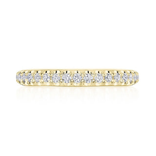 Single Row Pavé Wedding Band