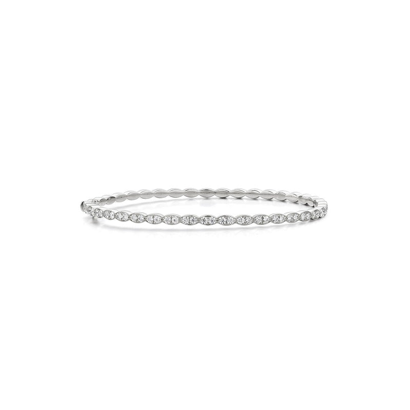 Hearts On Fire Lorelei Floral Diamond Bangle HFBLORFLBNG01128W-L