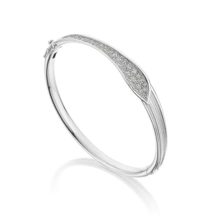 Petal Diamond Pavé Bangle in 18kt White Gold