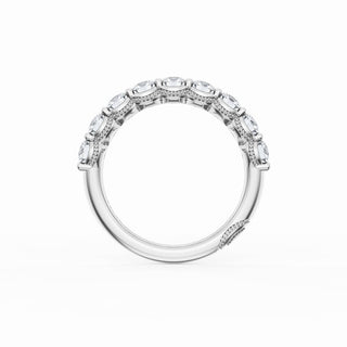 Round Cut Diamond Eternity Band in 18kt White Gold