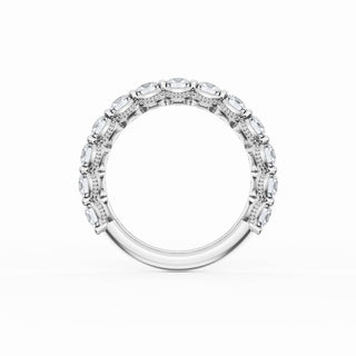 Round Cut Diamond Eternity Band in 18kt White Gold