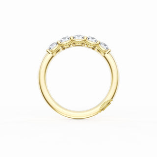 Round Cut Diamond Eternity Band in 18kt Yellow Gold