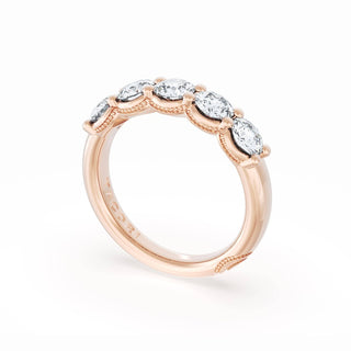 Round Cut Diamond Eternity Band in 18kt Rose Gold