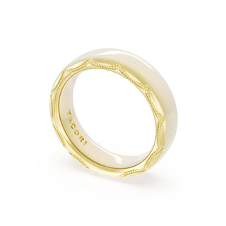 High Polish Wedding Band in 14kt Yellow Gold
