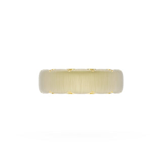 Satin Finish Wedding Band in 18kt Yellow Gold