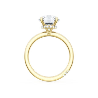 Round Solitaire Engagement Ring