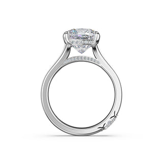 Cushion Wide Band Solitaire Engagement Ring in 18kt White Gold