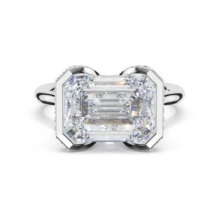 Emerald East-West Semi Bezel Solitaire Engagement Ring in 18kt White Gold