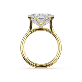 Emerald East-West Semi Bezel Solitaire Engagement Ring in 18kt Yellow Gold