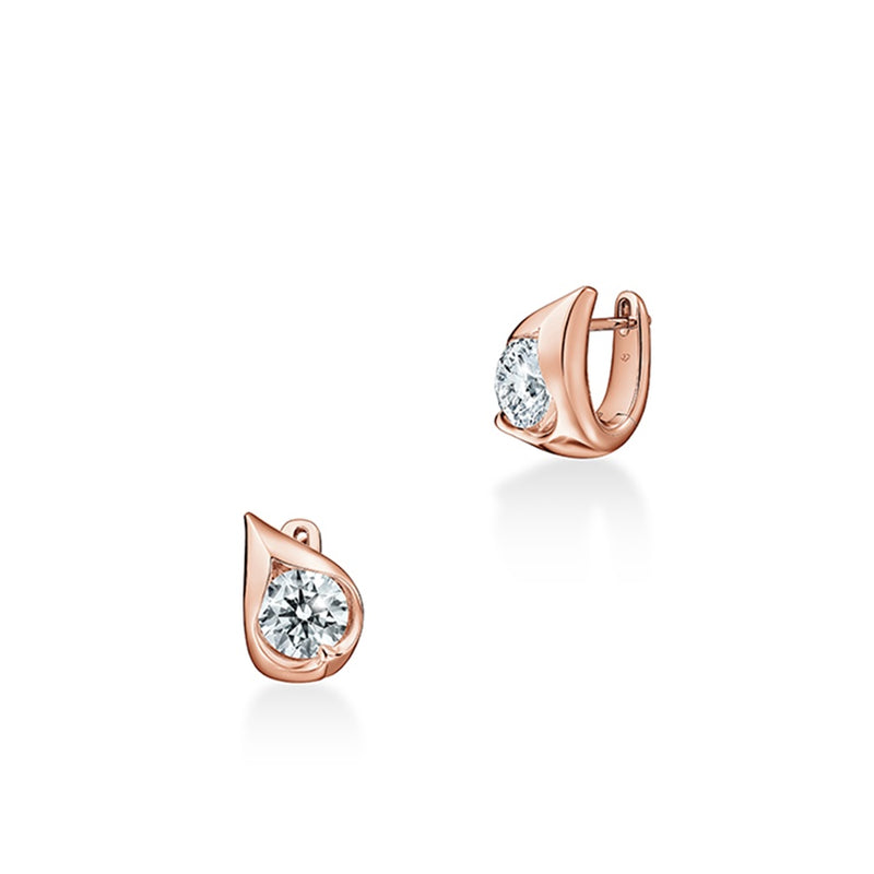 Hearts On Fire LU Droplet Huggies Earrings UU2830 : 1.00 : : 18KR : IJ/VS