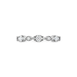 Hearts On Fire Bezel Regal Band UU683 : 0.40 : 6.50 : 18KW : IJ/VS