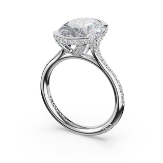 Oval North/South Semi-Bezel Pavé-Intense Ring in 18kt White Gold