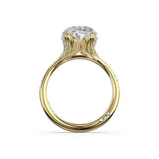 Oval Petal-Crown Pavé Intense Solitaire in 18kt White Gold