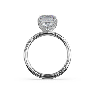 Emerald Sculpted Petal-Pavé-Prong Solitaire in 18kt White Gold